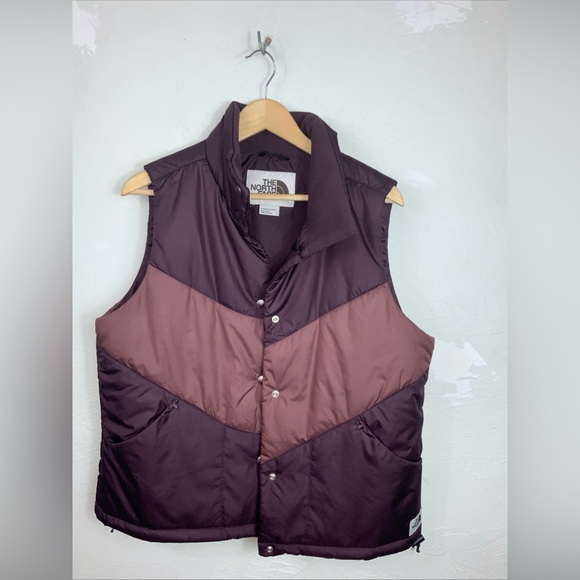 The North Face Jackets & Blazers - The North Face Sylvester Vest Women’s Size L – Retro Puffer Purple EUC